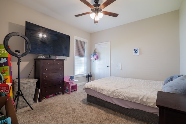 bedroom featuring carpet and ceiling fan