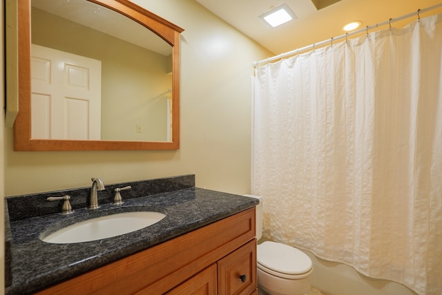 812 Tanglewood Dr, Valdosta, GA 31602 - bathroom featuring toilet, vanity, and shower / bathtub combination with curtain