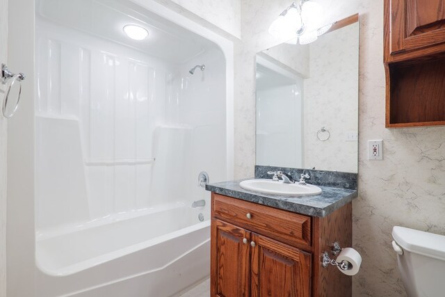 4849 Oak Arbor Dr, Valdosta, GA 31602 - bathroom featuring vanity and bathing tub / shower combination