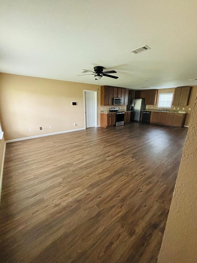 2004 Windsor Ave, Nashville, GA 31639 - photo 5