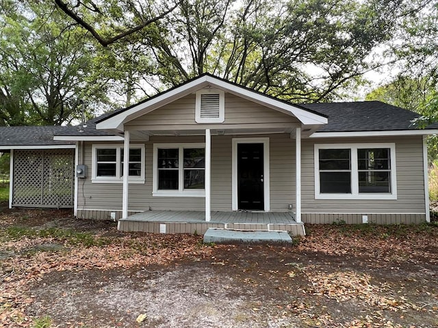 view of front of house featuring covered porch