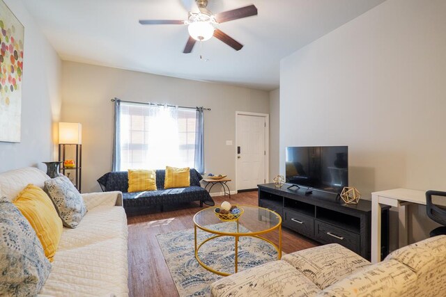610 Baytree Rd Unit 35, Valdosta, GA 31602 - living room featuring ceiling fan and wood finished floors