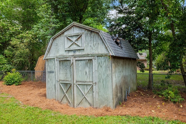 view of outdoor structure