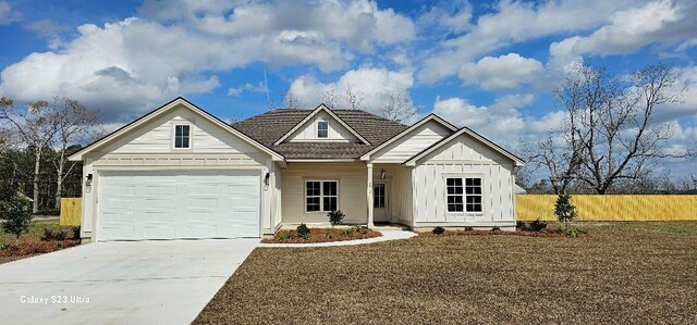 view of front of property with a carport