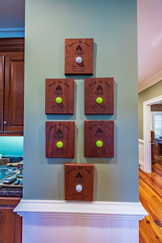 4059 Live Oaks Cir, Valdosta, GA 31601 - detailed view of ornamental molding and wood finished floors