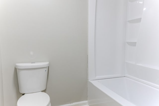 4604 Pinebrook Dr, Lake Park, GA 31636 - full bath with toilet and baseboards