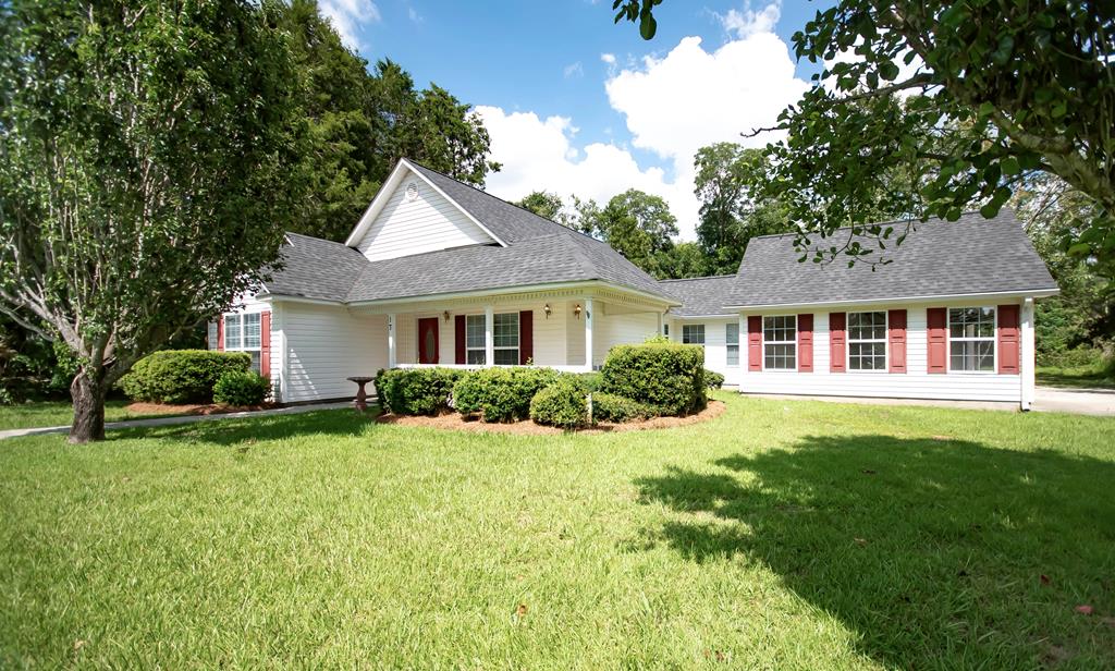 17 Ard Rd, Ray City, GA 31645 - photo 1