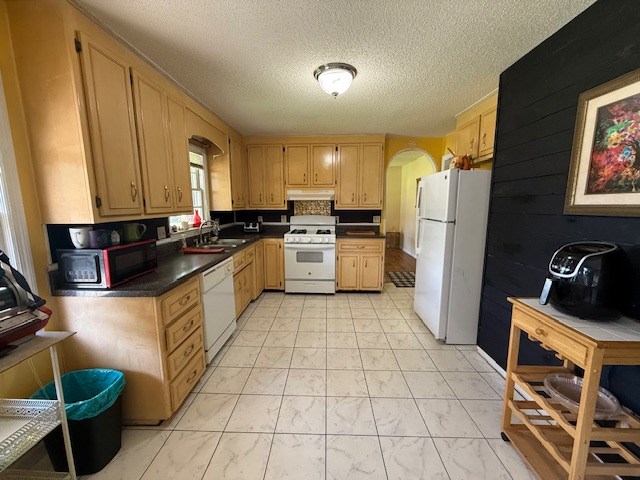 1310 Mcree Dr, Valdosta, GA 31602 - photo 11