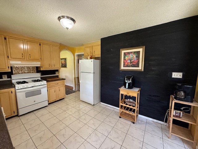 1310 Mcree Dr, Valdosta, GA 31602 - photo 13