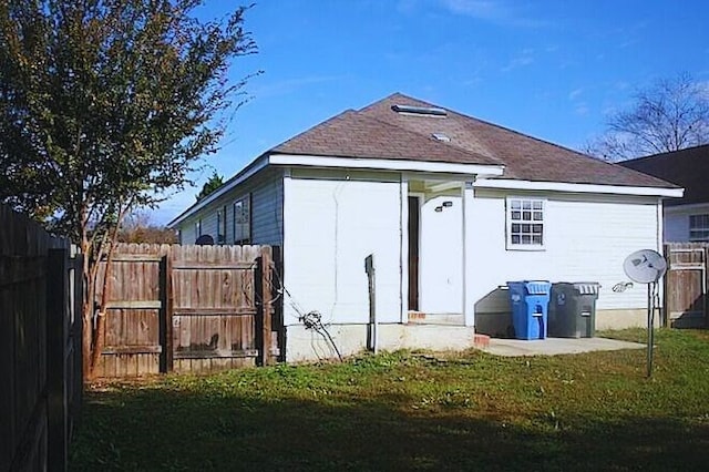 3802 Pondside Cir, Valdosta, GA 31605 - back of house