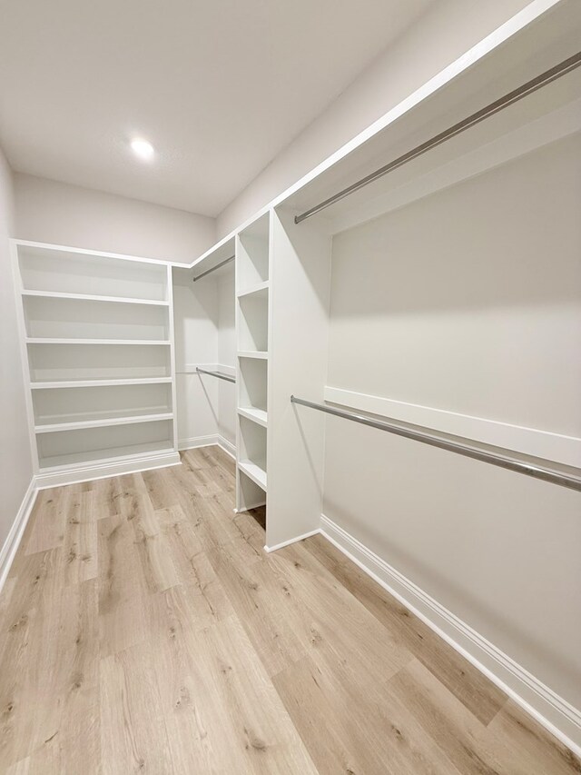 4965 Hatfield Cir, Hahira, GA 31632 - spacious closet with light wood-type flooring