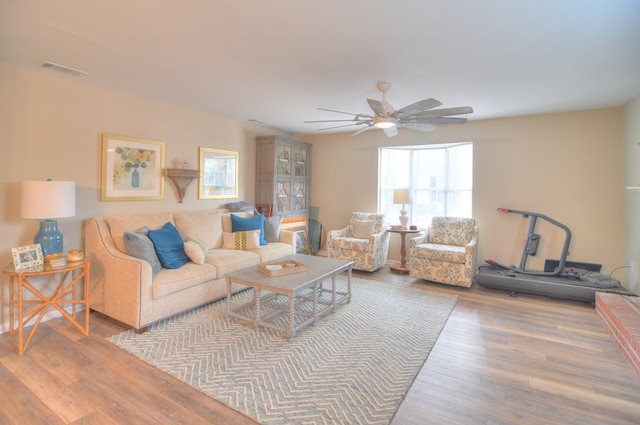 Listing photo 2 for 2092 S Sherwood Dr Unit M111, Valdosta GA 31602