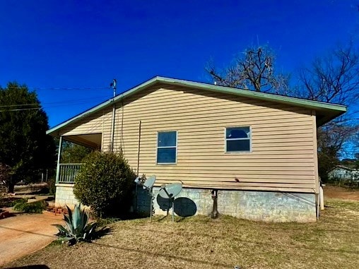 view of home's exterior