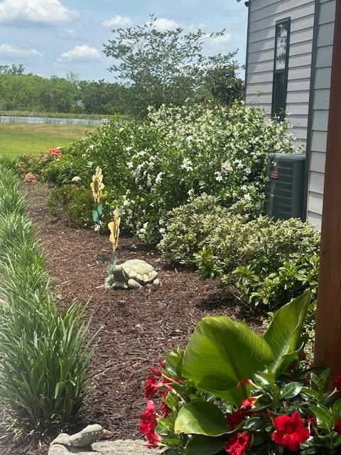 35 Tyler Rd, Naylor, GA 31641 - view of yard with cooling unit and a water view