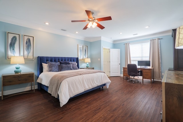 bedroom with ceiling fan, visible vents, baseboards, dark wood-style floors, and crown molding