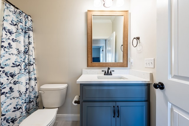 3041 Houser Way, Hahira, GA 31632 - bathroom featuring a shower with curtain, toilet, ornamental molding, and vanity