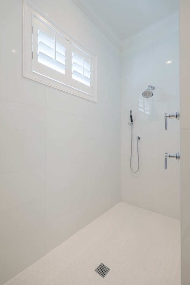 3870 Timber Ridge Rd, Valdosta, GA 31601 - full bathroom featuring tiled shower and crown molding