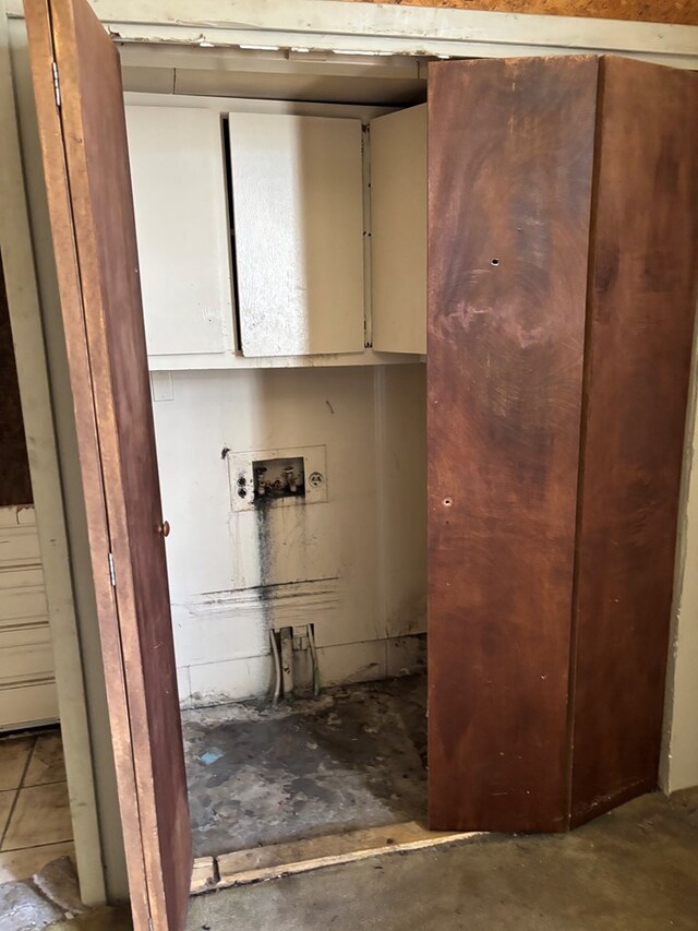 1511 E Moore St, Valdosta, GA 31601 - laundry room with washer hookup