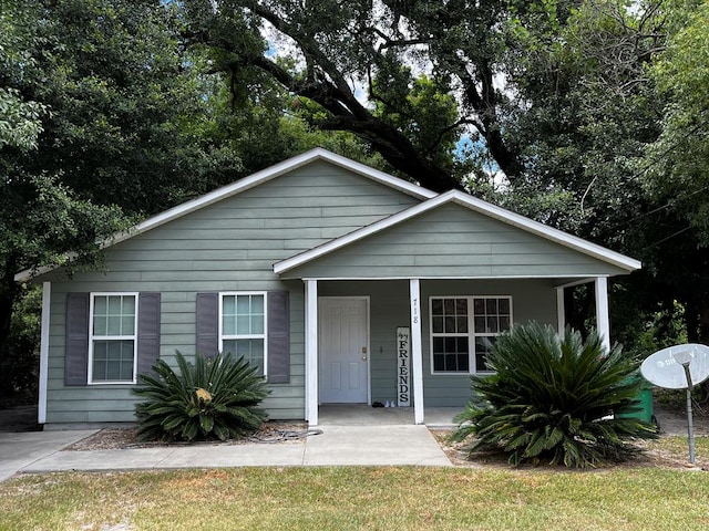 view of front of home featuring a porch