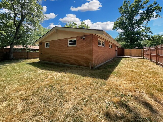 824 Cascade Rd, Forest Park, OH 45240 - view of side of home featuring brick siding