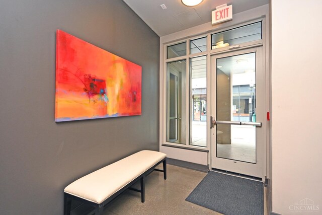 1 Mercer St Unit 204, Cincinnati, OH 45202 - view of entryway