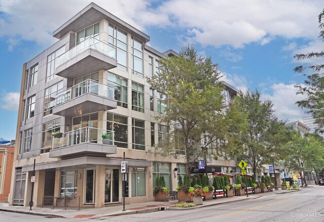 1 Mercer St Unit 204, Cincinnati, OH 45202 - view of building exterior