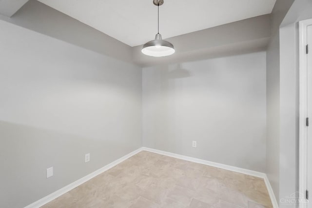 818 William Howard Taft Rd, Cincinnati, OH 45206 - spare room featuring baseboards