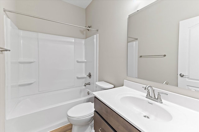 4517 Renaissance Park Dr, Middletown, OH 45005 - bathroom featuring vanity, toilet, and washtub / shower combination