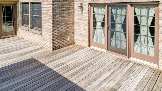 343 Whiteoak Dr, Wilmington, OH 45177 - view of deck