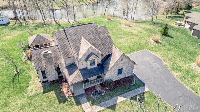 343 Whiteoak Dr, Wilmington, OH 45177 - aerial view of property and surrounding area with a large body of water