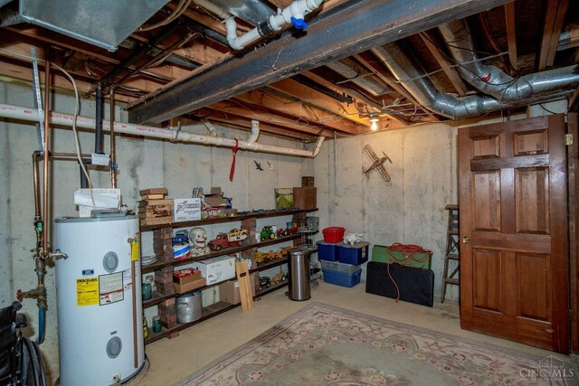 343 Whiteoak Dr, Wilmington, OH 45177 - unfinished basement with water heater
