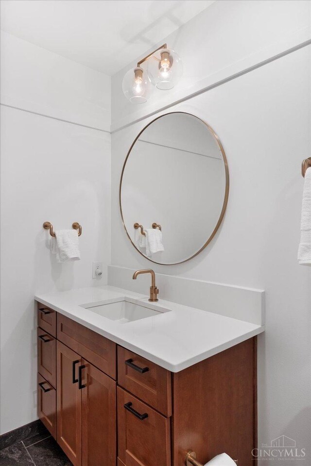 32 E Court St Unit 201, Cincinnati, OH 45202 - bathroom with vanity