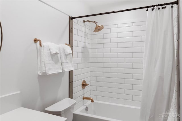 32 E Court St Unit 201, Cincinnati, OH 45202 - full bath featuring shower / bath combo and toilet