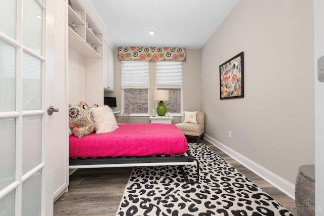 2612 Virgie Ct, Deerfield Twp, OH 45140 - bedroom with baseboards, wood finished floors, and recessed lighting