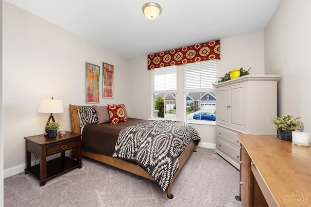 2612 Virgie Ct, Deerfield Twp, OH 45140 - bedroom featuring baseboards and light carpet