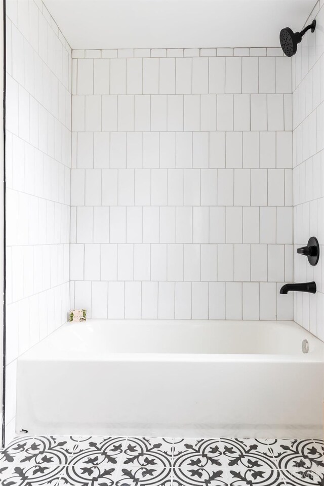 11475 Colthar Rd, Clark Twp, OH 45106 - view of full bathroom