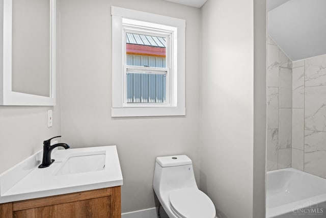 1318 Knowlton St, Cincinnati, OH 45223 - full bath featuring toilet and vanity