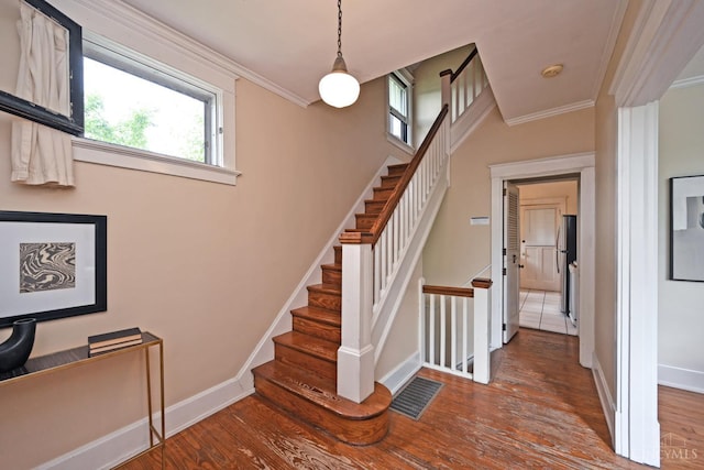 725 Riddle Rd, Cincinnati, OH 45220 - photo 5