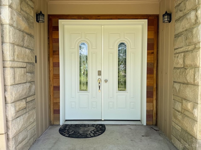 413 N Marshall Rd, Middletown, OH 45042 - entrance to property featuring stone siding
