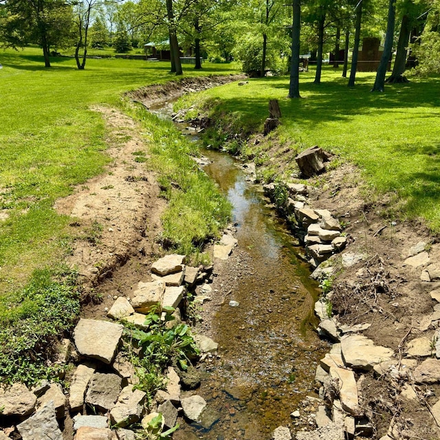413 N Marshall Rd, Middletown, OH 45042 - view of grassy yard