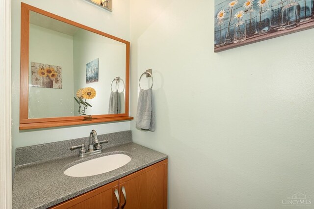 3690 Parfore Ct, Pierce Twp, OH 45245 - bathroom featuring vanity