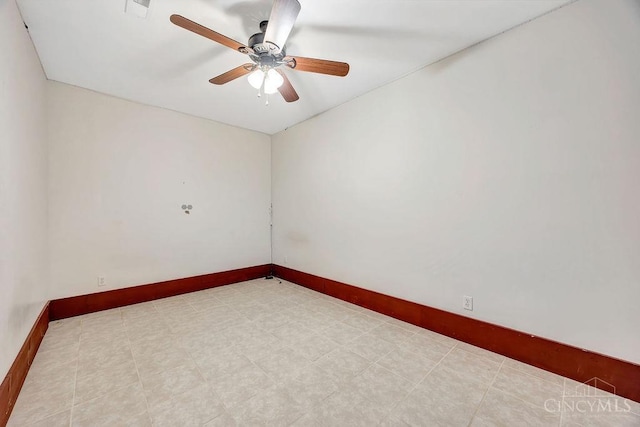 4092 Snowhill Rd, Perry Twp, OH 45118 - spare room with visible vents, a ceiling fan, baseboards, and light floors