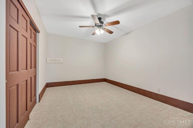 4092 Snowhill Rd, Perry Twp, OH 45118 - unfurnished bedroom featuring a ceiling fan and baseboards