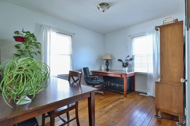 115 Maple Ave, Lebanon, OH 45036 - home office featuring hardwood / wood-style floors