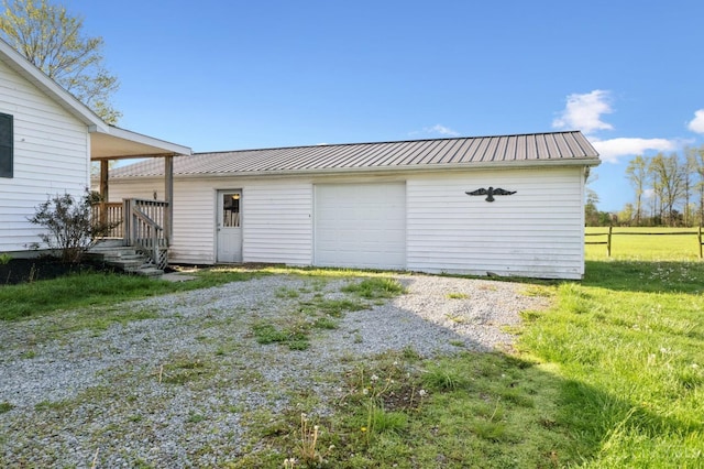 detached garage with driveway