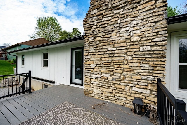 5172 Sheits Rd, Colerain Twp, OH 45251 - view of deck