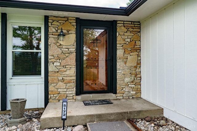 5172 Sheits Rd, Colerain Twp, OH 45251 - property entrance with stone siding
