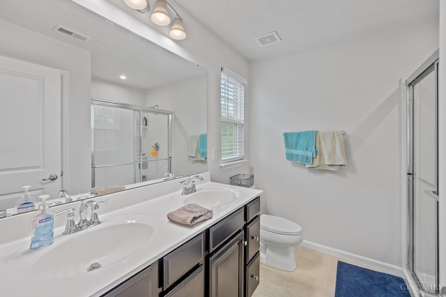 10522 Atterbury Dr, Crosby Twp, OH 45030 - full bath featuring a stall shower, double vanity, toilet, and baseboards