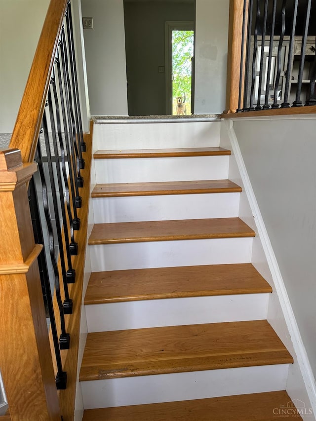 7973 Autumnwind Dr, Sycamore Twp, OH 45249 - photo 9