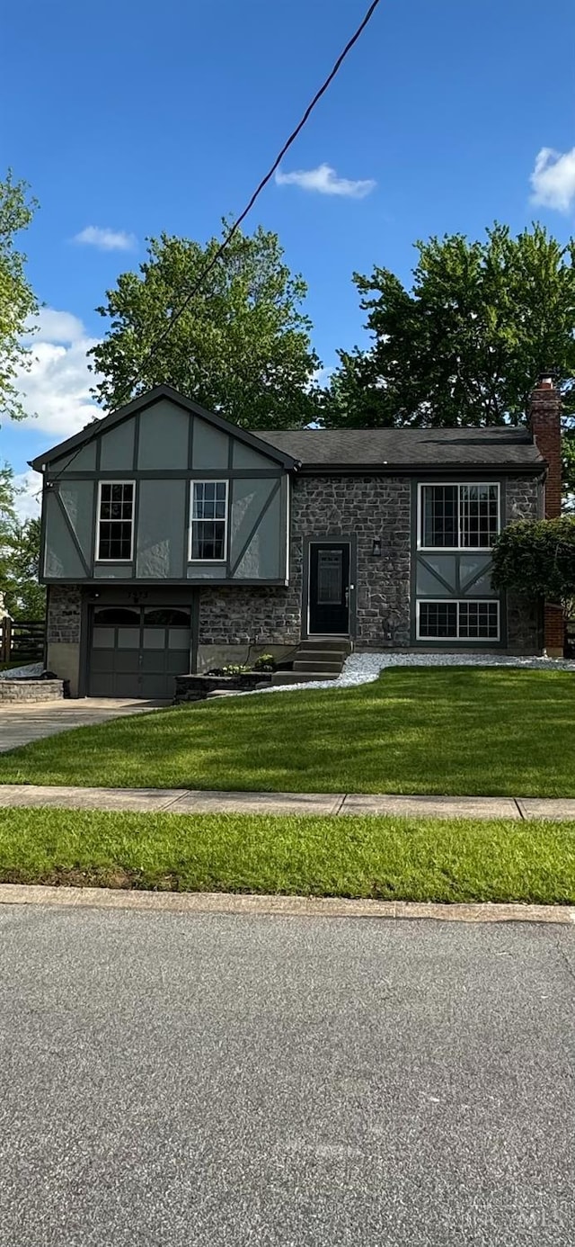 7973 Autumnwind Dr, Sycamore Twp, OH 45249 - photo 2